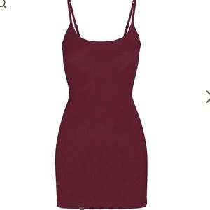Skims soft lounge slip dress Size M in Wine Brand New Never Worn